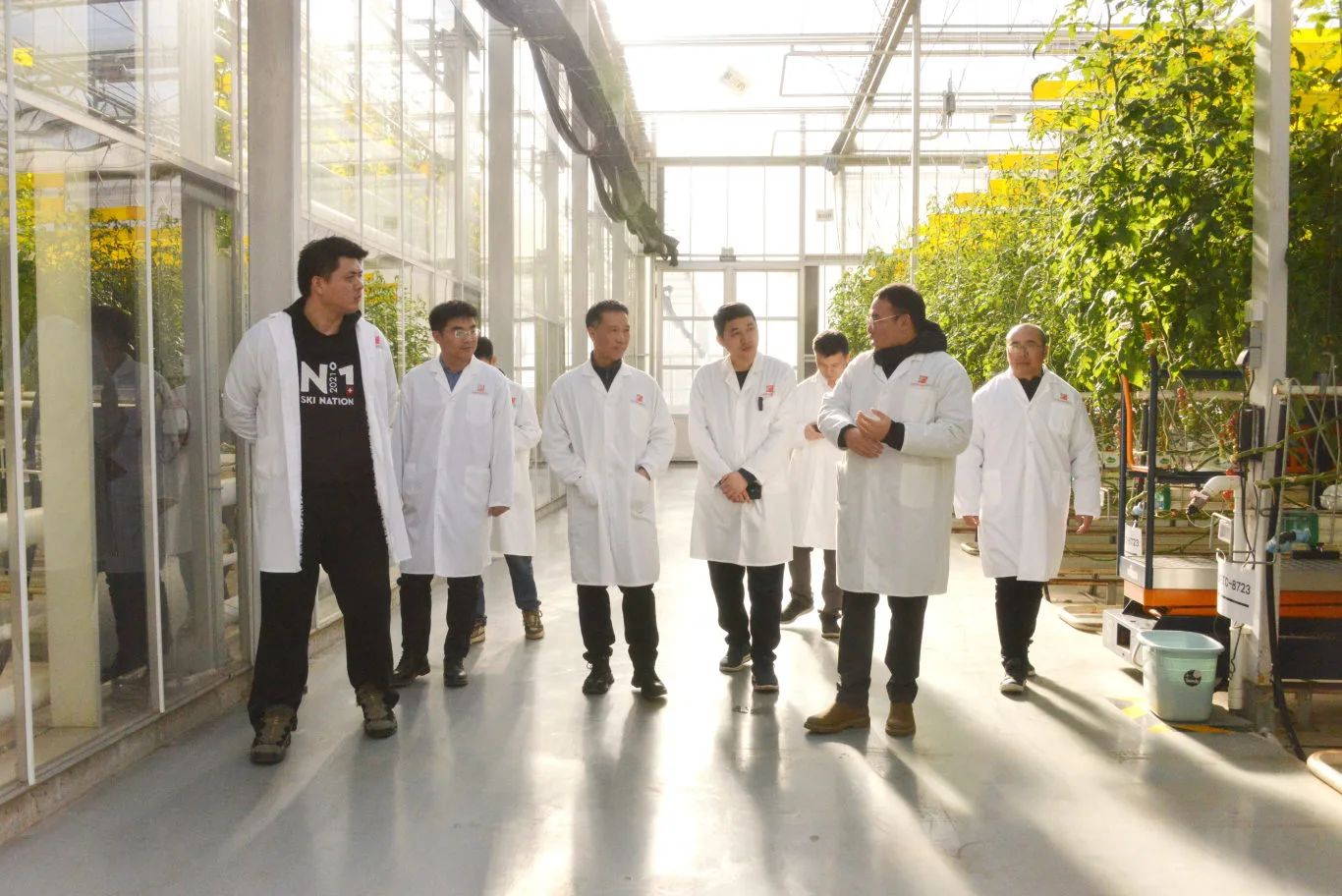 中农大规划院赴极星农业科技园考察交流 共探智慧农业发展新路径